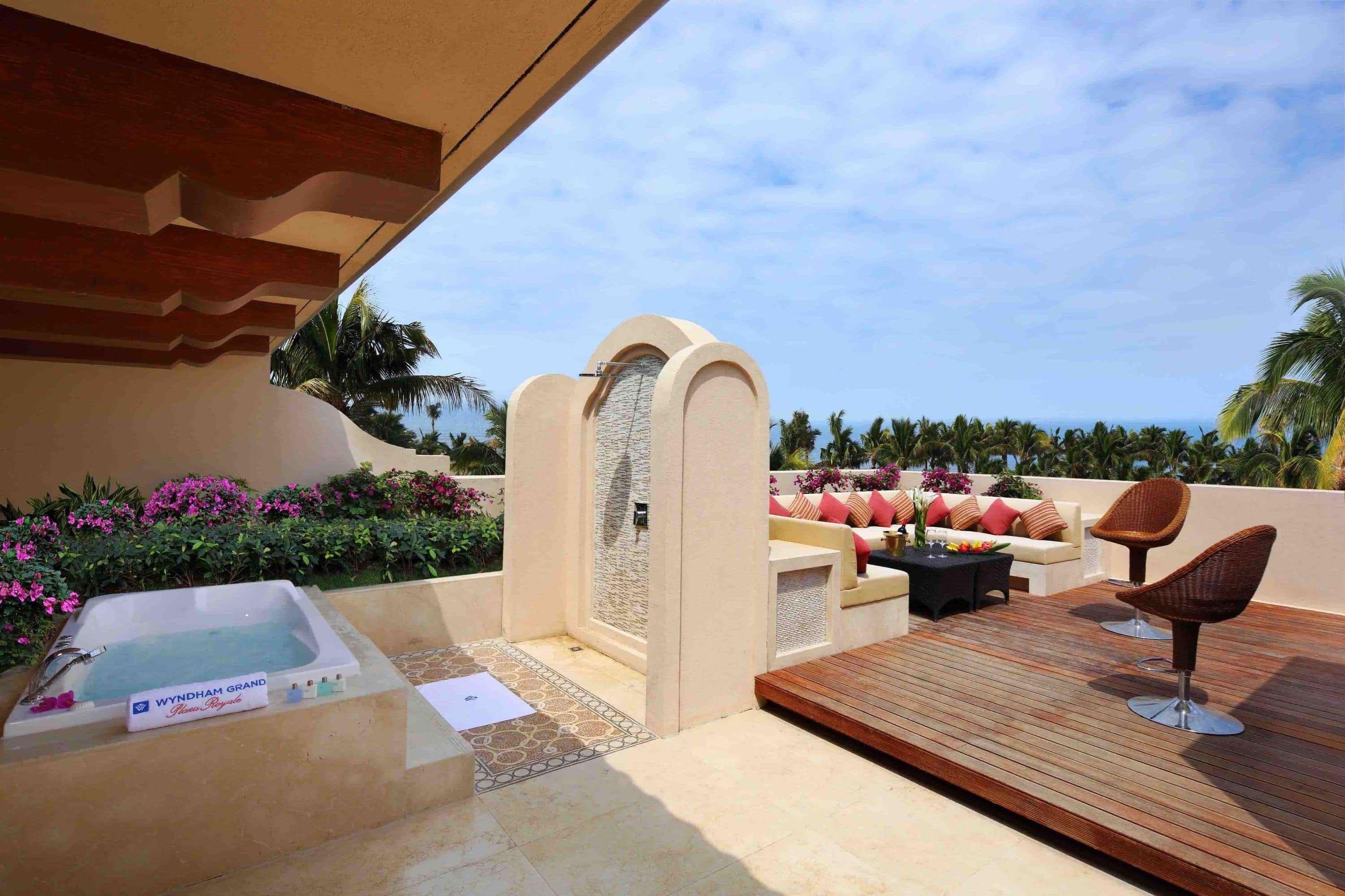 Wyndham Grand Plaza Royale Hainan Longmu Bay Ledong Экстерьер фото
